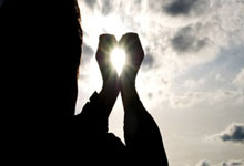 开云下载-黑森林风暴席卷客场！弗莱堡锐不可当豪取三分