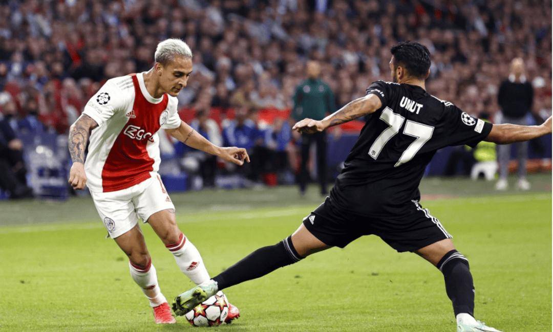 开云官网-阿贾克斯主场保持不败，稳居榜首