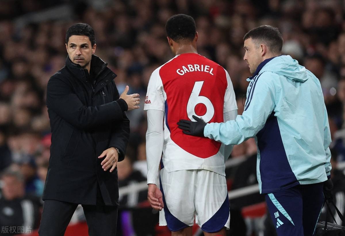 开云体育平台APP-阿森纳遭遇阻击，连续不胜状态令球迷担忧