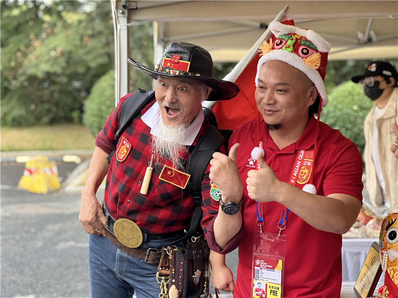 足球热潮席卷亚洲大陆，球迷热情不减，燃烧亚冠之后的简单介绍