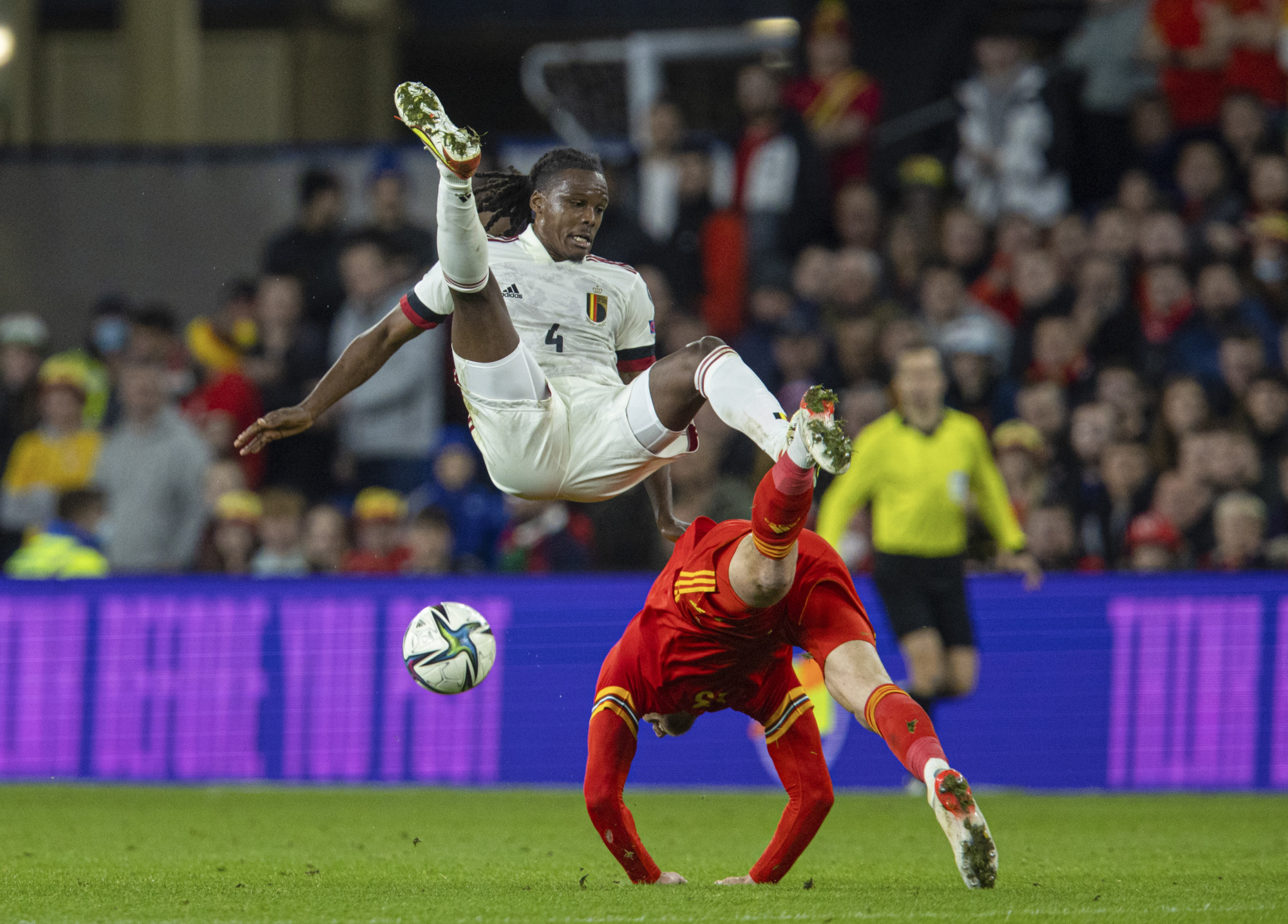 开云体育app-不来梅痛失先机，客场战平未能取胜的简单介绍