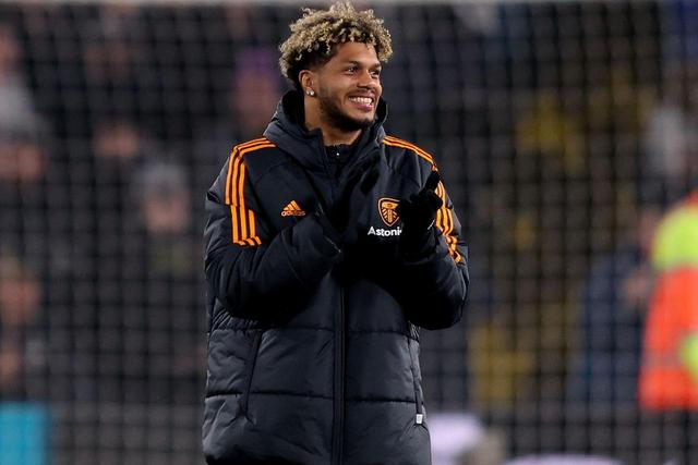 关于谢菲联防守出色，英超新秀表现亮眼的信息