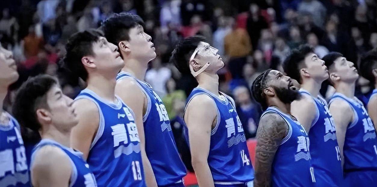 开云体育-包含冲击季后赛名额，球队不断迎战挑战的词条