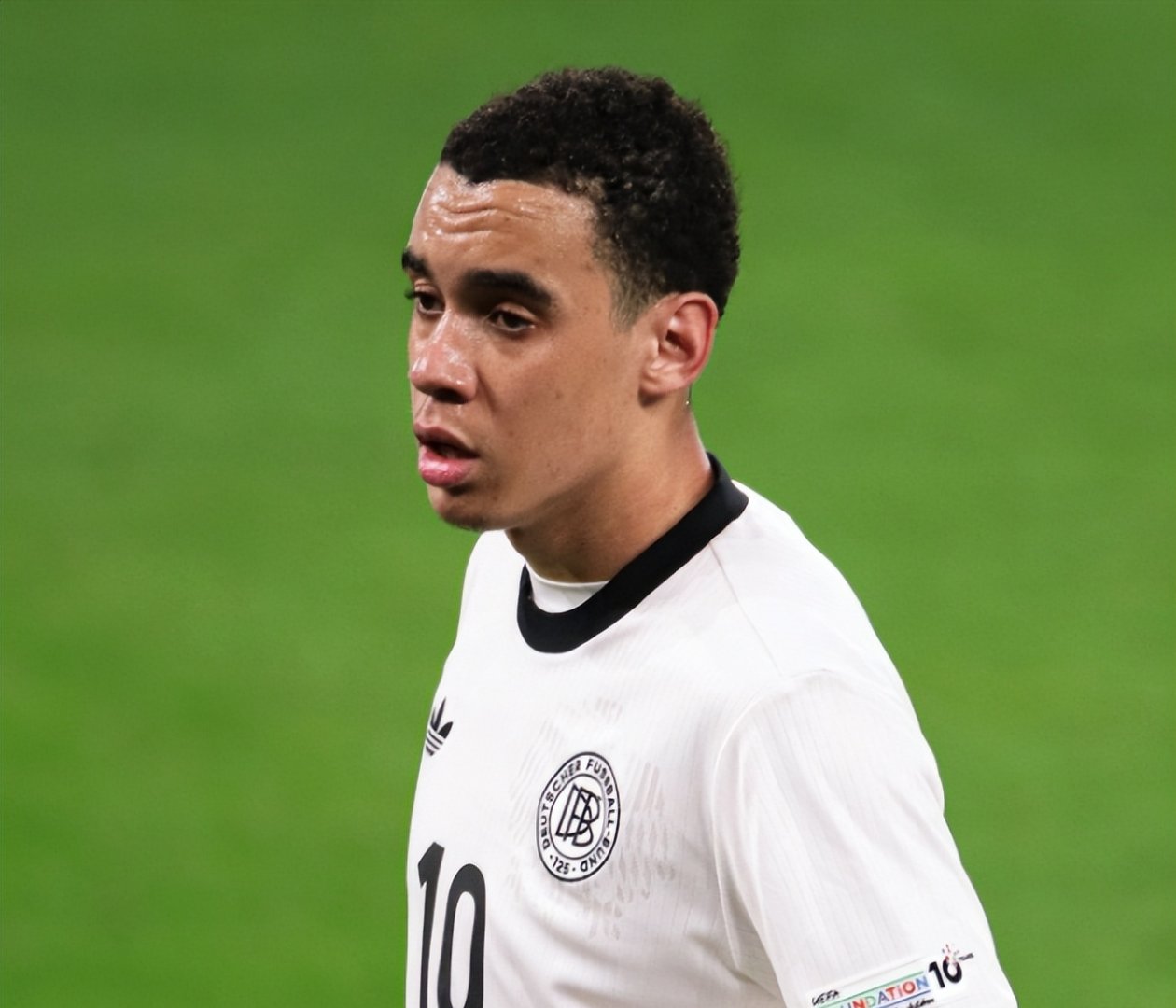 欧洲国家锦标赛上一位年轻球员崭露头角