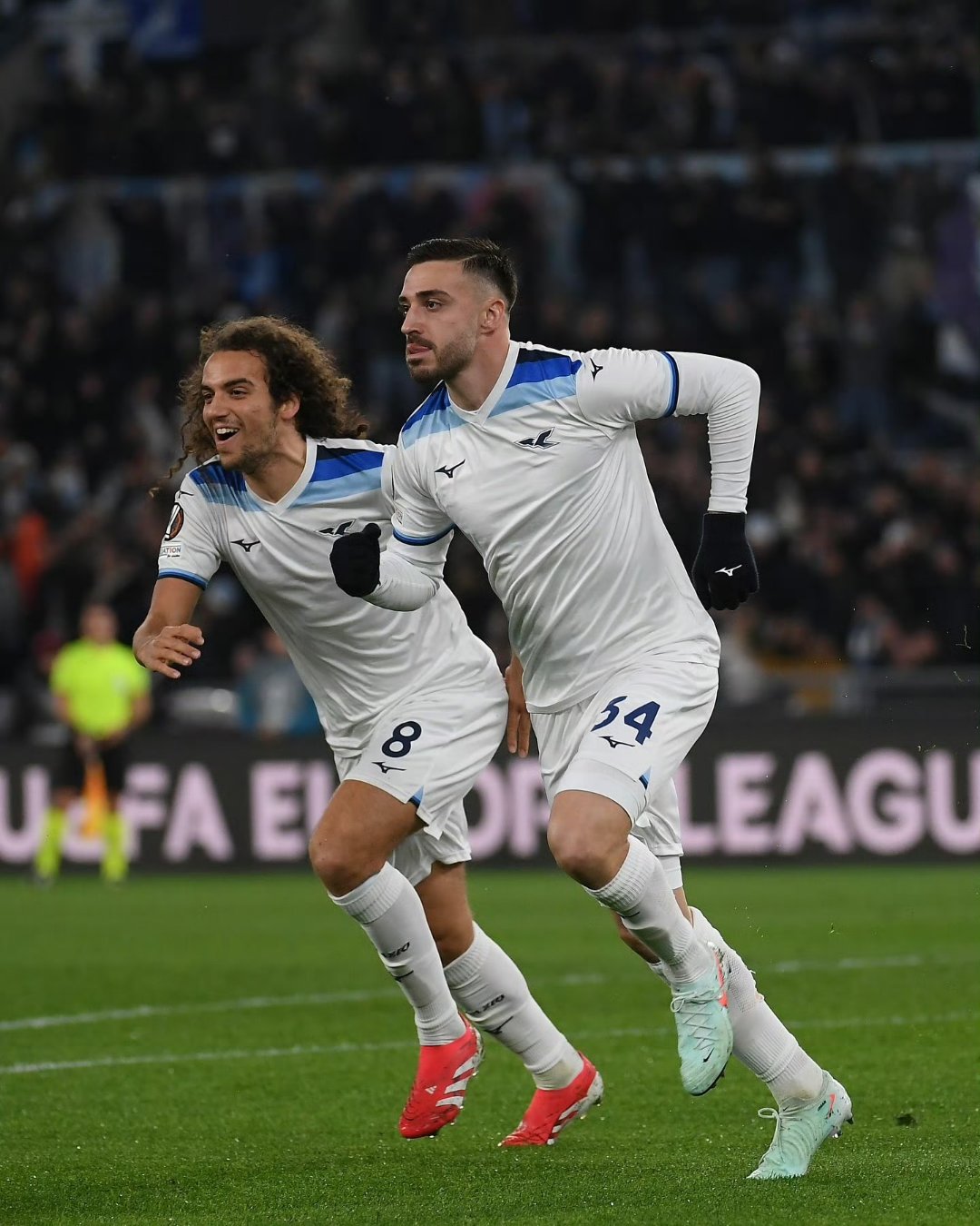 包含拉齐奥双线作战令人瞩目，欧战和联赛皆有希望的词条