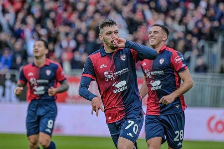 开云体育在线-热那亚队内调整后，状态回勇备战下轮比赛的简单介绍