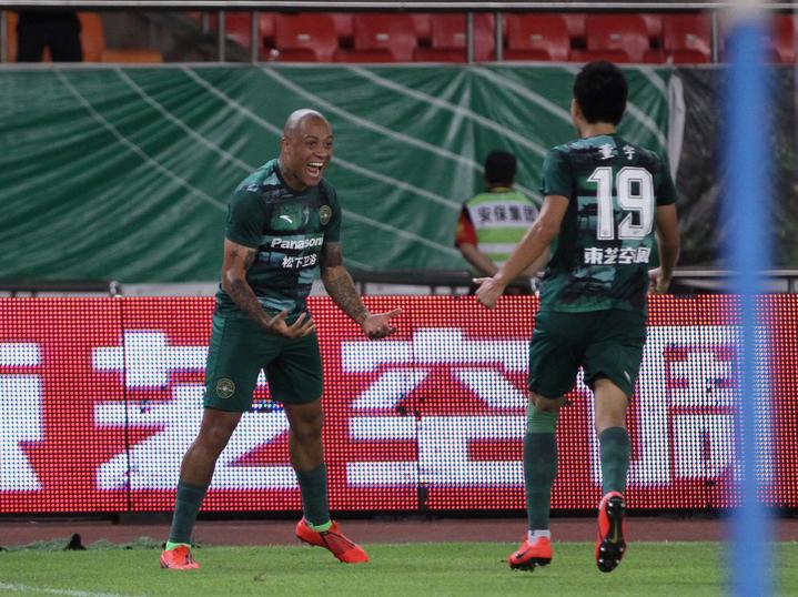 绿城客场大胜,逆转战绩获得提升 绿城客场大胜,逆转战绩获得提升