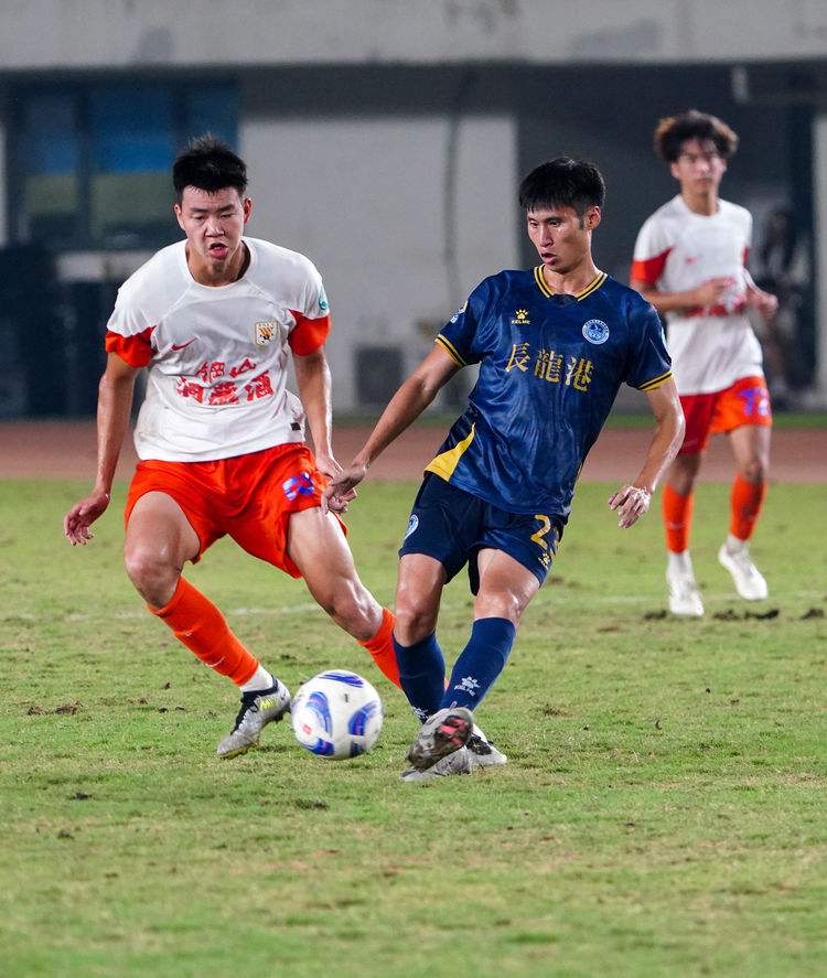 开云体育APP下载-包含西亚劲旅战无不胜，实现横扫晋级半决赛的词条