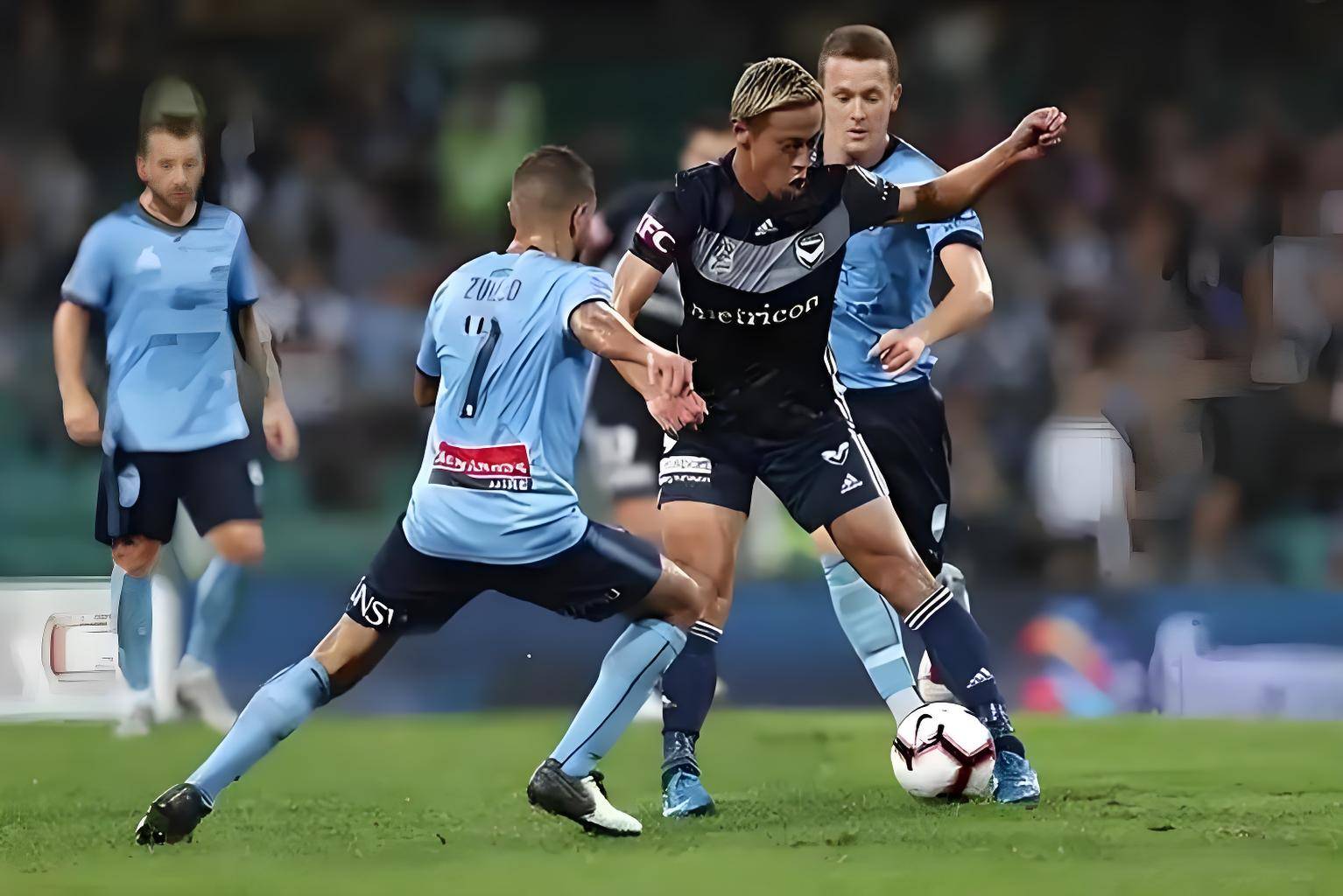 开云体育在线-柏林赫塔队员赛前表现神勇，期待带来胜利的简单介绍