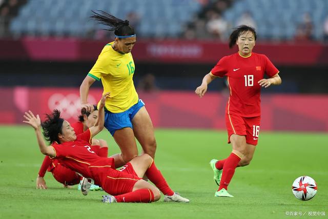 巴西国家女足队备战里约奥运会 巴西国家女足队备战里约奥运会