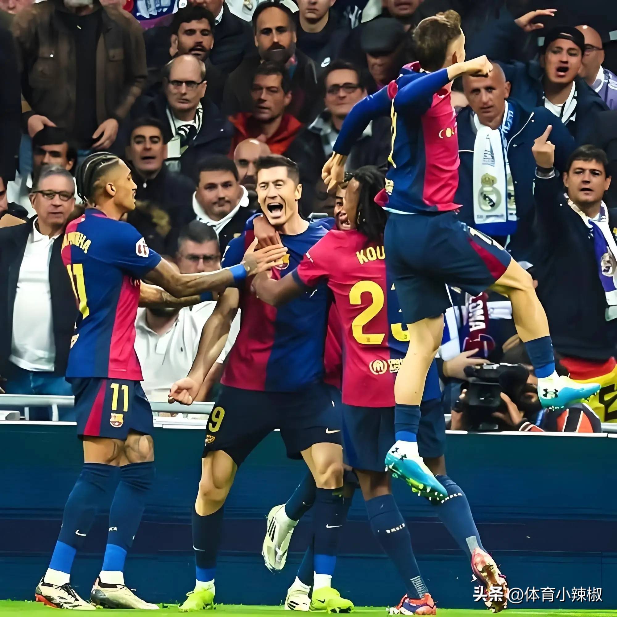 包含AC米兰轻取葡萄牙，梅西世界波破门意甲的词条