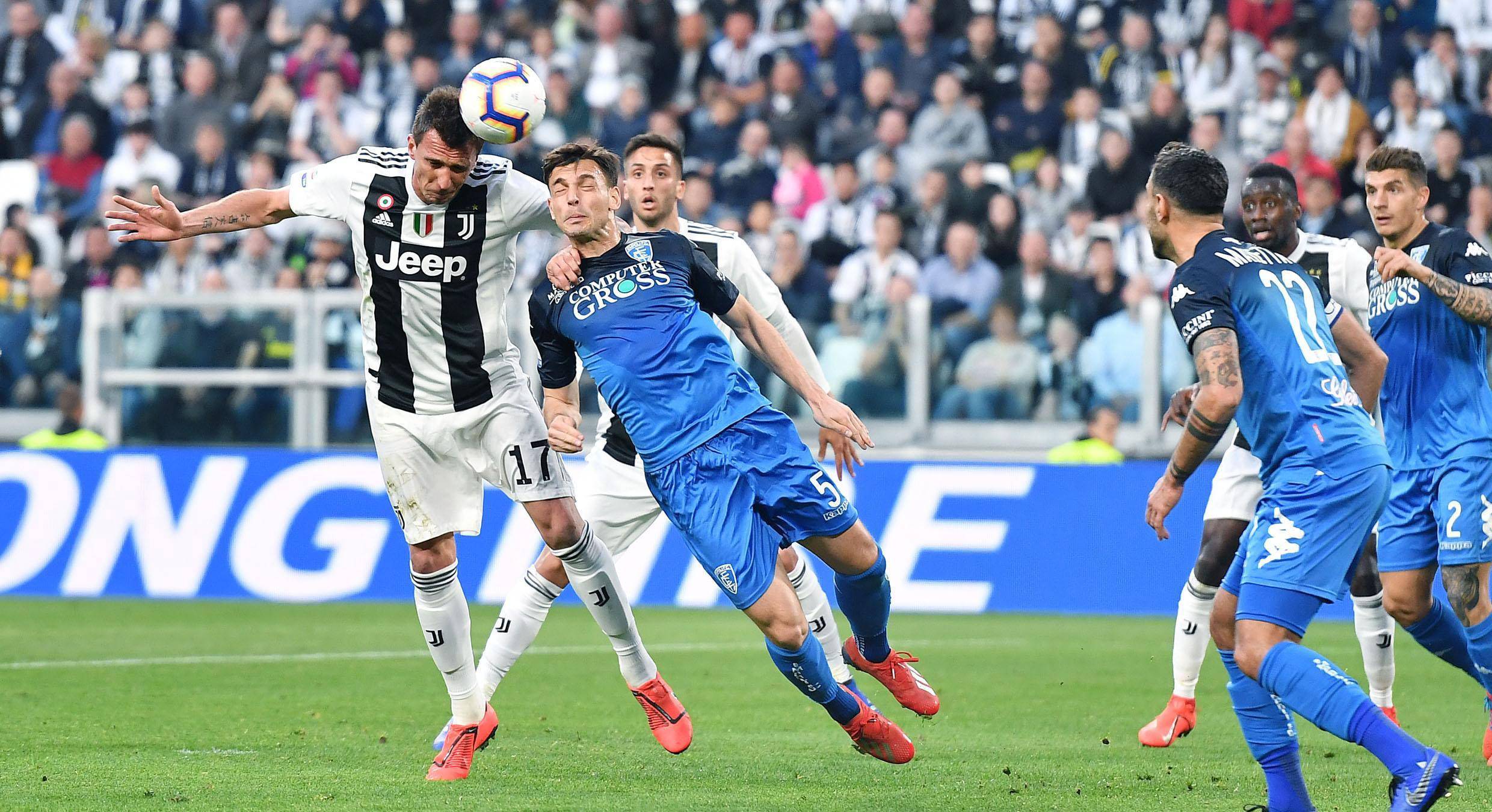 包含尤文图斯球员表现神勇，赢得重要比赛的词条