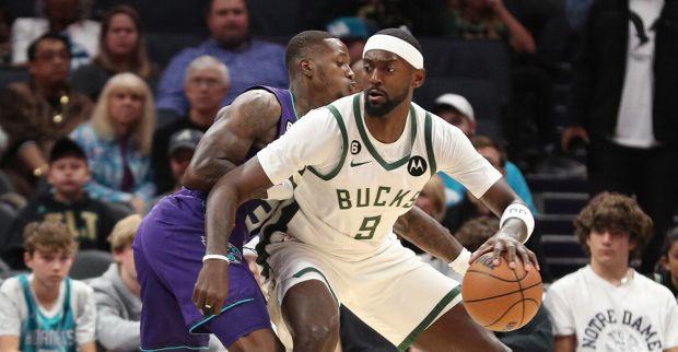 篮板王双20+12，雄鹿击败公牛的简单介绍