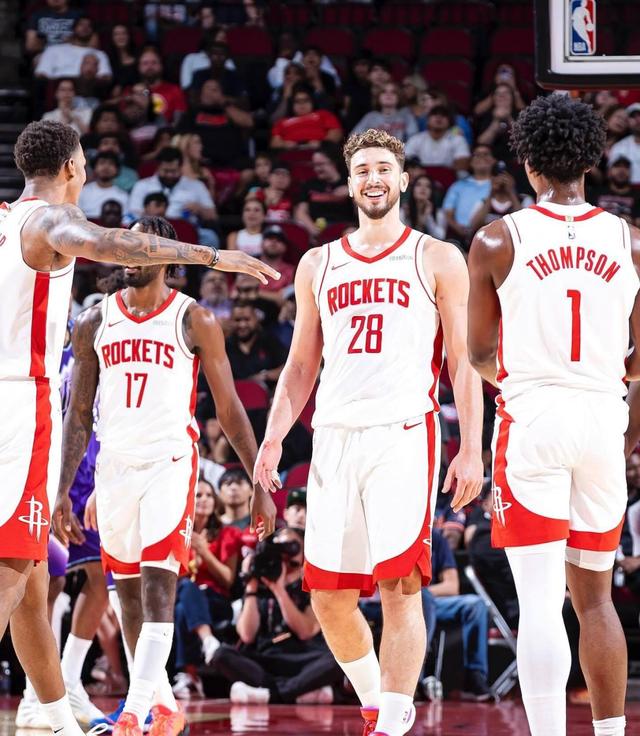 火箭翻盘四川队,莫兰特统治全场 火箭翻盘四川队,莫兰特统治全场