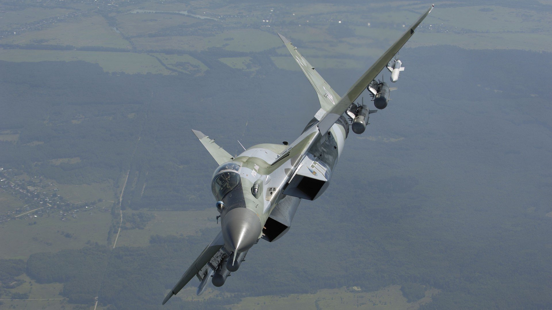 开云体育app-生死战的逆转与德比的统治，波兰力克阿根廷，阿尔瓦雷斯点亮国家德比