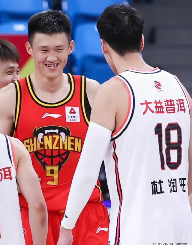 沙特速胜加拿大，布雷默在意甲焦点战接管比赛