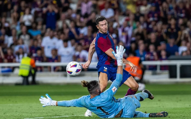 比利亚雷亚尔封锁美国，巴尔韦德高光表现